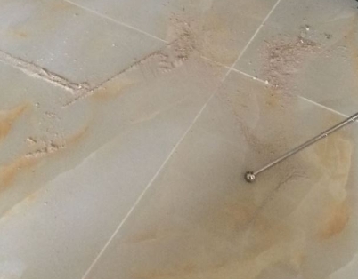 贺州市瓷砖空鼓维修公司分享粘合剂选择不当在瓷砖铺贴过程中可能导致以下问题